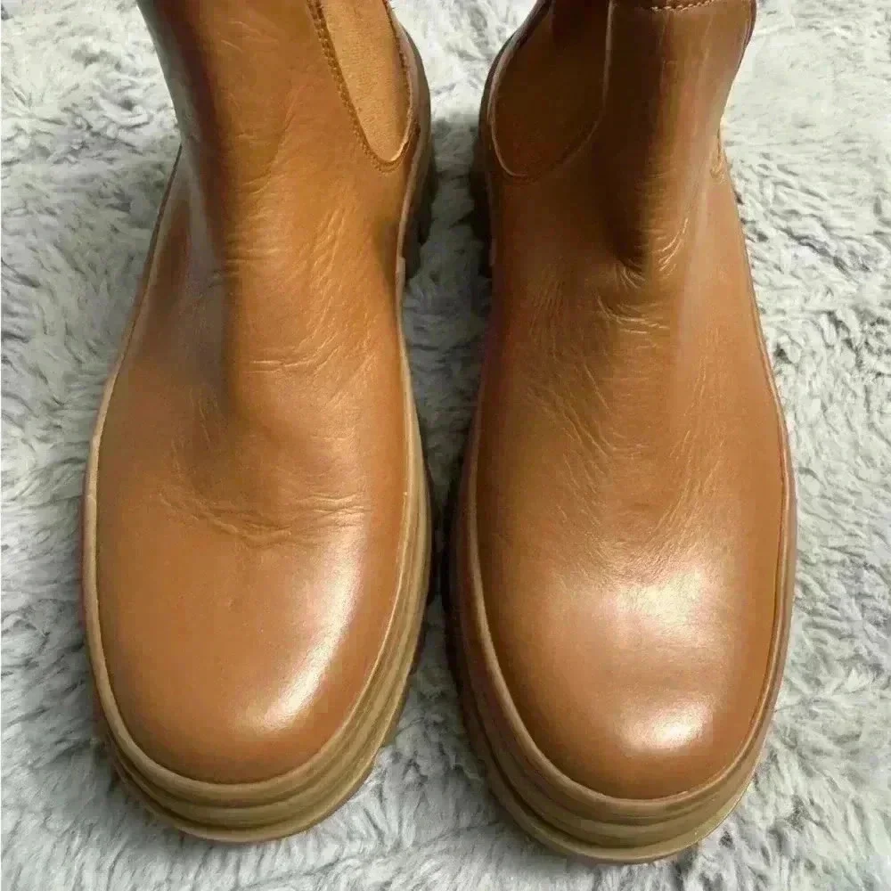 KOIO Verona Leather Chelsea Boots Chunky Sole Minimalist Tan Beige Platform